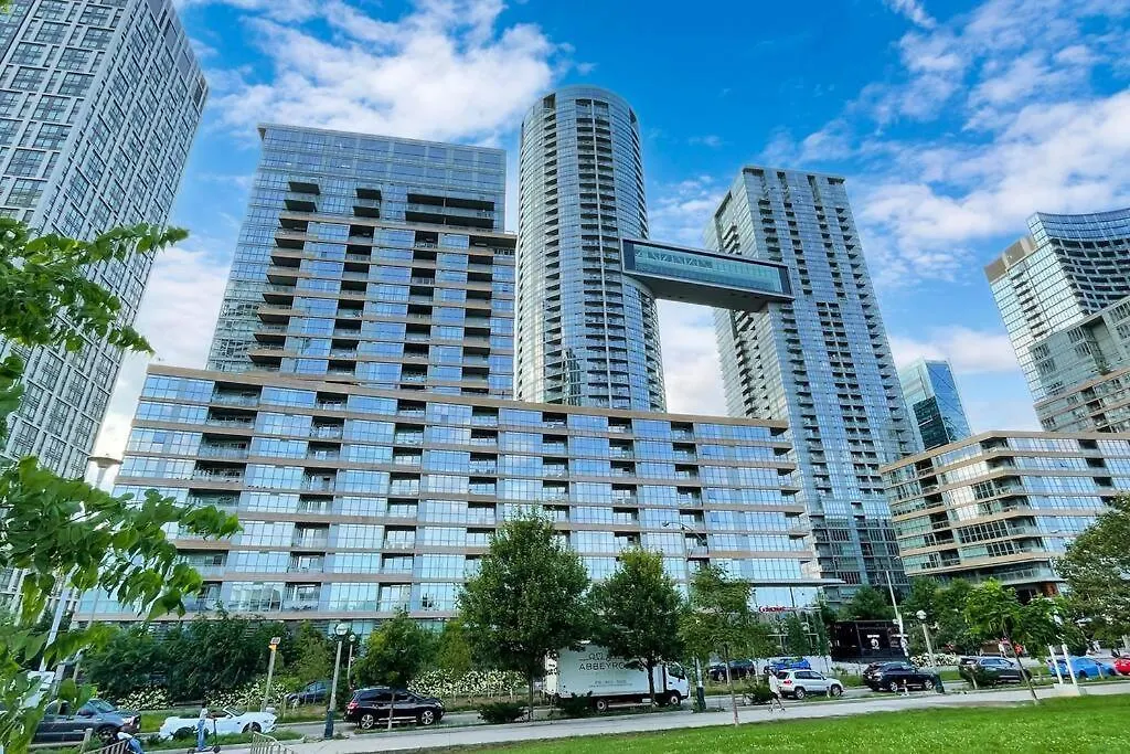 Apartamento Cityplace Suite Toronto