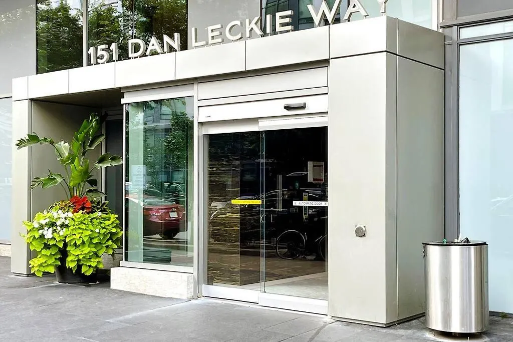 Apartamento Cityplace Suite Toronto