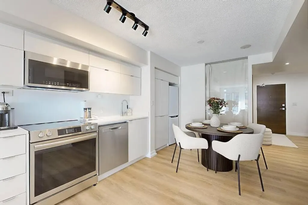 Apartamento Cityplace Suite Toronto